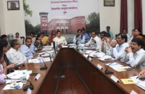 नाविन्यपूर्ण उपक्रमांद्वारे लोकसेवा हक्क आयोगाच्या सेवा जनसामान्यांपर्यंत पोहोचवाव्या – आयुक्त दिलीप शिंदे