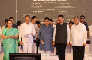 पुण्यातील वाहतूक कोंडी दूर करण्यासाठी ५० हजार कोटींचे पूल उभारणार – नितीन गडकरी
