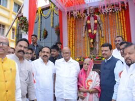 विधिमंडळाच्या परिसरात स्व.गणपतराव देशमुख यांचे स्मारक लवकरच उभारणार – उपमुख्यमंत्री देवेंद्र फडणवीस