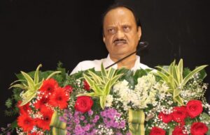 शिक्षक आणि पालकांनी चारित्र्यसंपन्न पिढी घडविण्यासाठी योगदान द्यावे – उपमुख्यमंत्री अजित पवार