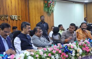 जिल्ह्यातील प्राथमिक आरोग्य केंद्रांचे रूपांतर स्मार्ट आरोग्य केंद्रात करावे- खासदार डॉ.श्रीकांत शिंदे