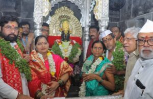 आषाढी एकादशीनिमित्त मुख्यमंत्री एकनाथ शिंदे यांच्या हस्ते श्री विठ्ठल रुक्मिणीची महापूजा