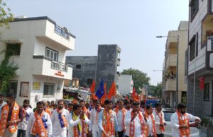 बाळासाहेब ओव्हाळ यांच्या प्रचारार्थ युवराज शहाजी राजे छत्रपती यांची आकुर्डी परिसरात पदयात्रा
