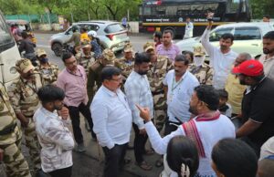 अतिक्रमण कारवाई तात्काळ थांबवा, अन्यथा तीव्र आंदोलनचा बाबा कांबळे यांचा इशारा